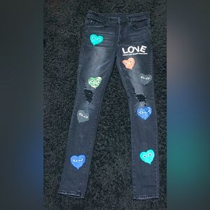 L.O.V.E Skinny Jeans !!